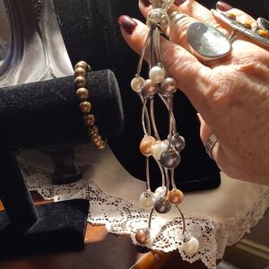 Elegant Multi-Color Pearl Necklace